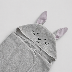 Toalla con Capucha Conejito Gris