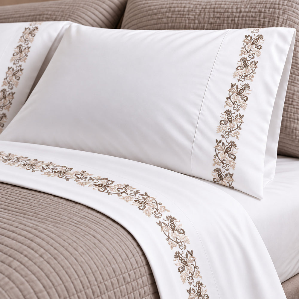 Juego de Sábanas 400 Hilos Blanco Óptico Bordado Versailles Moka