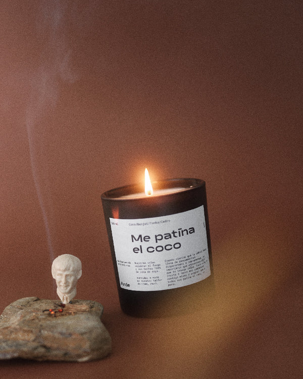 Candle "Me Patina El Coco"