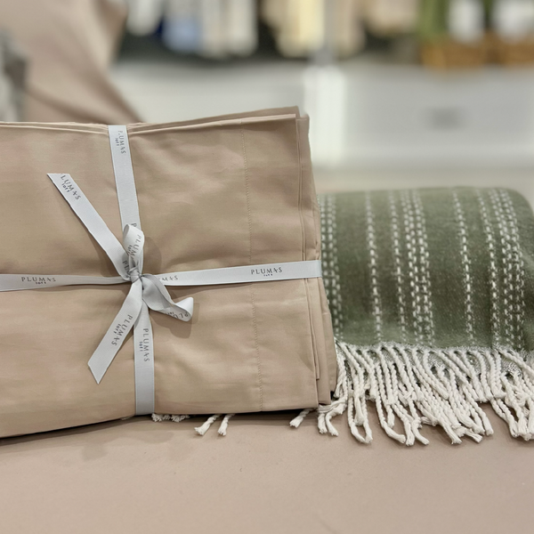 Pack of 2 White Shams Covers Silver Quadrant Design